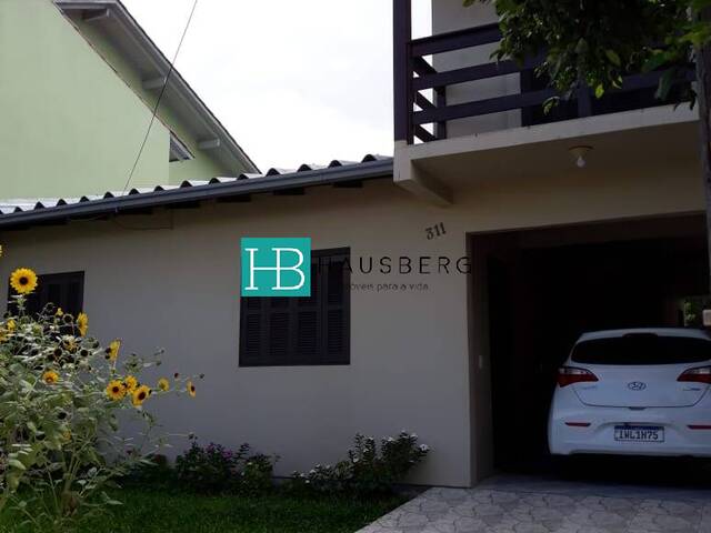 #384 - Casa para Venda em Torres - RS - 2